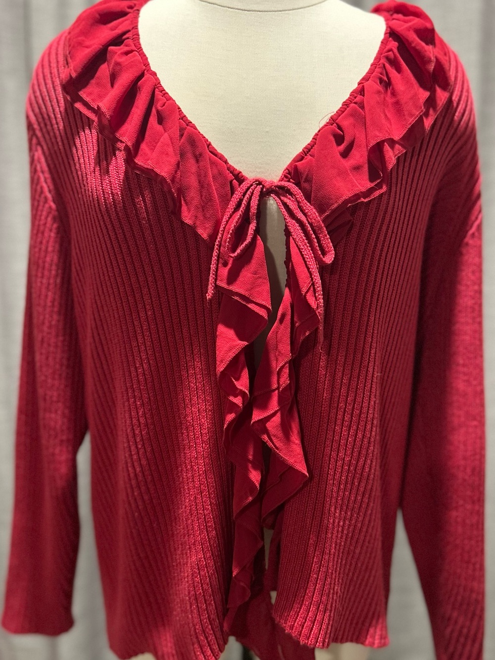 Jessica Simpson Red Ruffle-Front Ribbed Knit Top